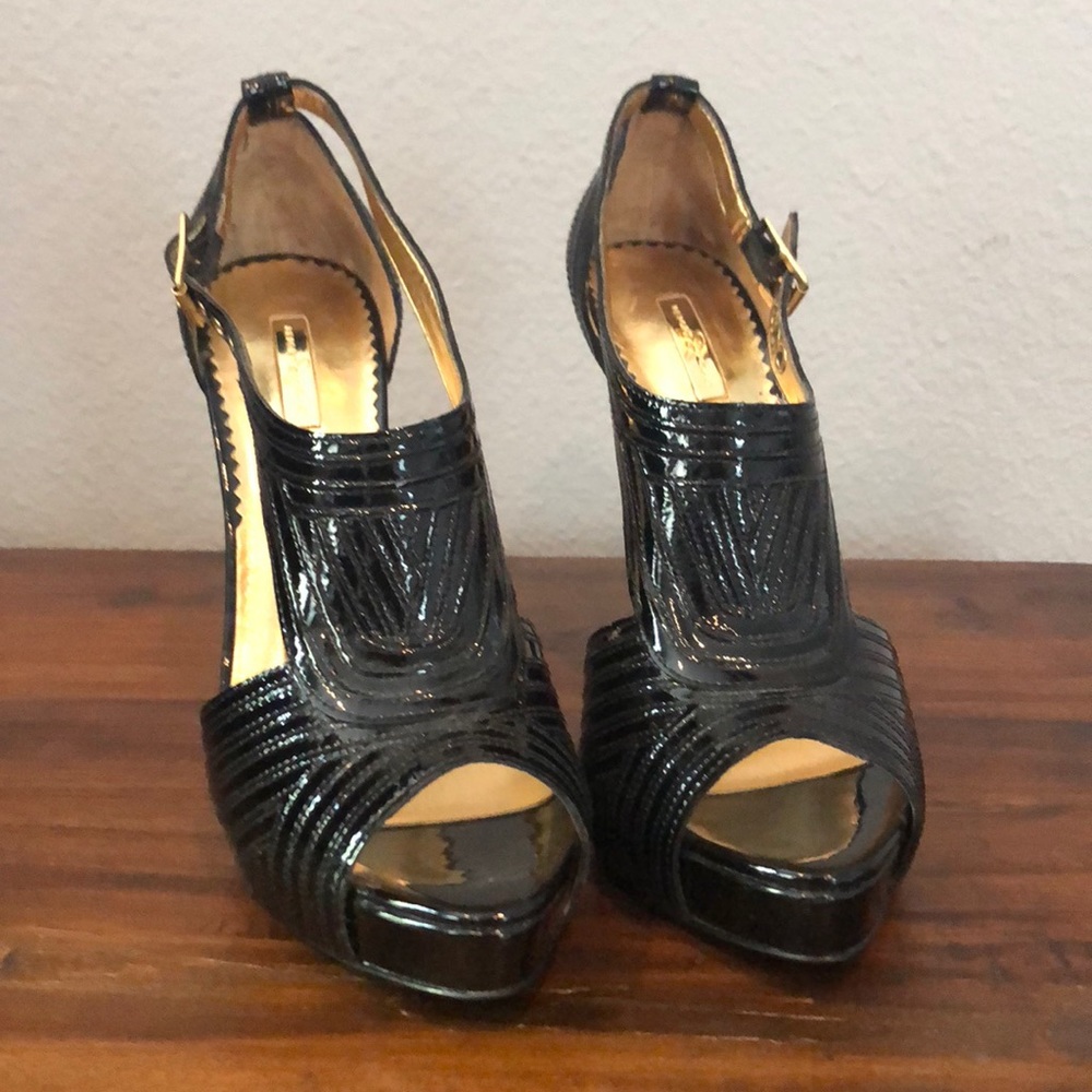 High heel shoes